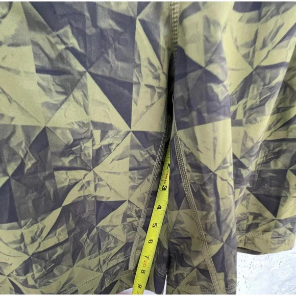 Lulu Lemon Mens Athletica Pace Breaker Lined Geometric Short Green Sz Medium - Picture 3 of 16